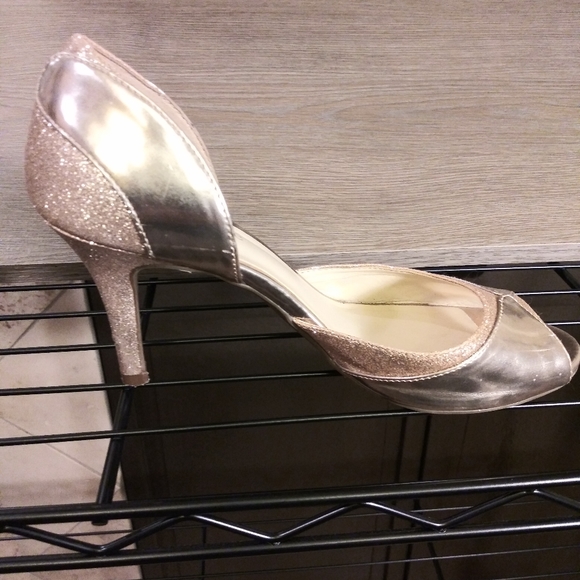 ❗SOLD❗Kelly & Katie | Gold Peep Toe 3" Glitter Heels - Picture 6 of 9